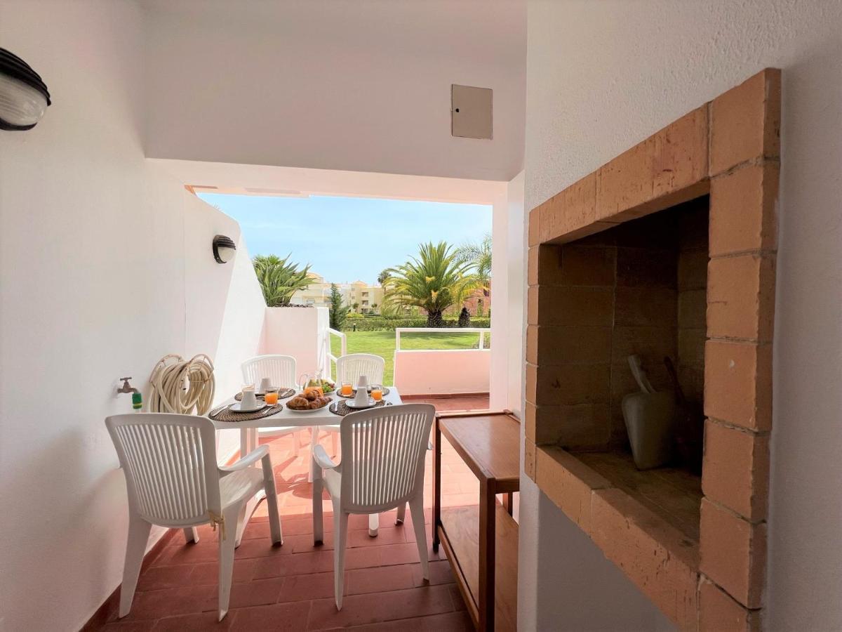 Vilamoura Typical 1 With Pool By Homing Apartment ภายนอก รูปภาพ